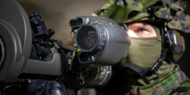 Senop revela innovadora mira inteligente AFCD TI para Carl-Gustaf