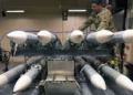 Noruega refuerza su defensa con misiles AMRAAM-ER por $405M