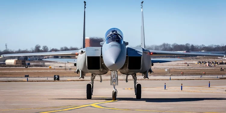 F-15EX y F/A-18E/F: actualización crítica con BAE y Boeing