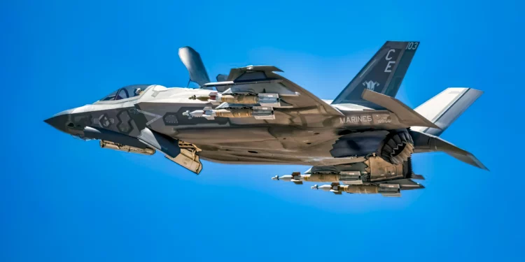 F-35 Modo Bestia: de sigiloso cazador a devastador portabombas