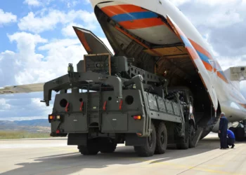 Irán recibe las primeras entregas de S-400 rusos de Almaz-Antey