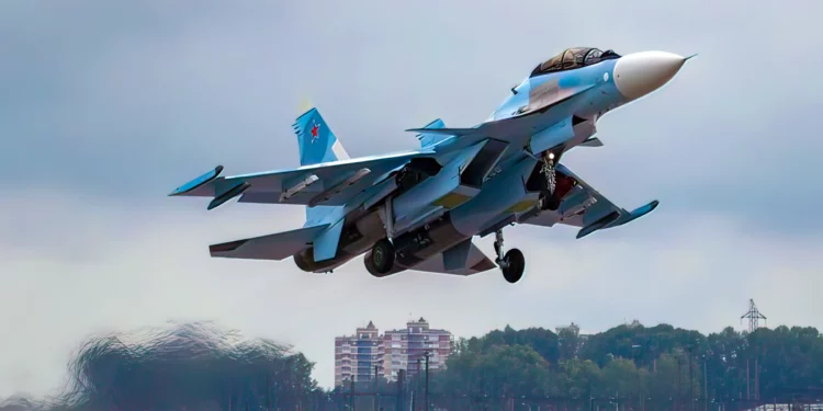 Rusia entrega dos cazas Su-30SM2 modernizados al Ministerio de Defensa