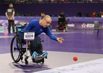 Nadav Levi de Israel compite en boccia en los Juegos Paralímpicos de París 2024 el 29 de agosto de 2024. (Keren Isaacson)