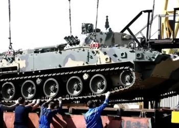 Tropas rusas reciben modernos BMD-4M y BMP-3 blindados