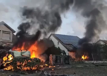 Un cohete de Hezbolá impacta en una casa en Moreshet