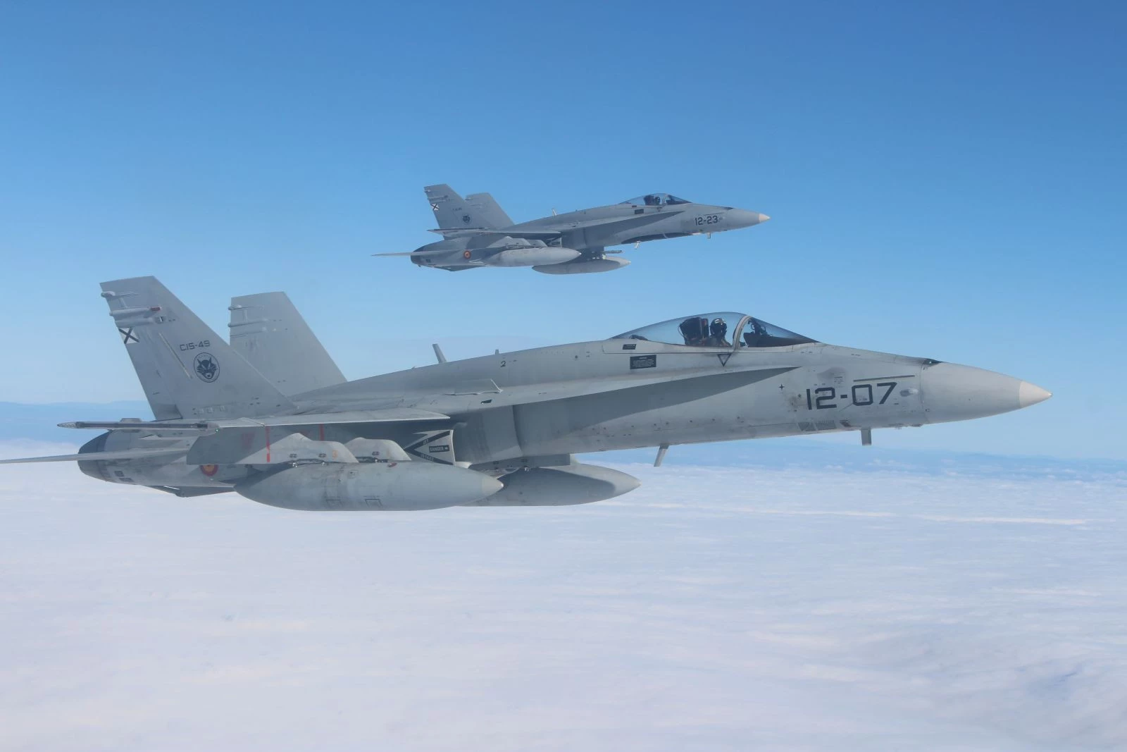 España invertirá 40 M€ en mantener flota de F-18 operativa