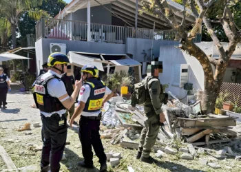 Dos heridos por impacto de cohete de Hezbolá en Israel