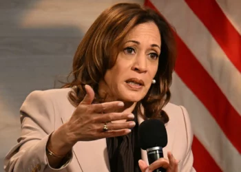 Kamala respalda decisión de Biden de retener bombas a Israel