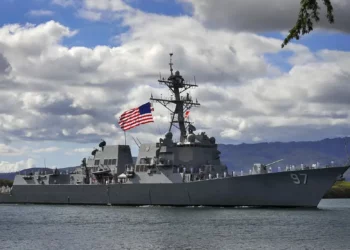 BAE Systems recibe $177,8 M para modernizar el destructor USS Halsey