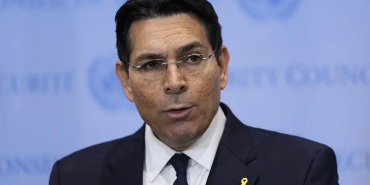 Danon dice que Israel está abierto a ideas para desescalar la situación en el Líbano