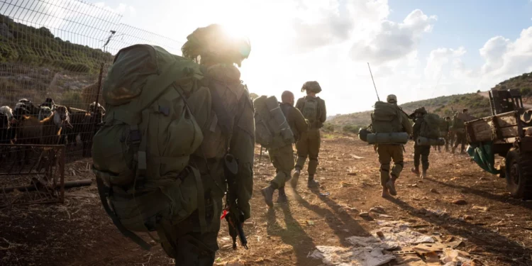 Las tropas de las Fuerzas de Defensa de Israel realizan un ejercicio en el norte de Israel, en una foto publicada el 18 de septiembre de 2024. (Fuerzas de Defensa de Israel)