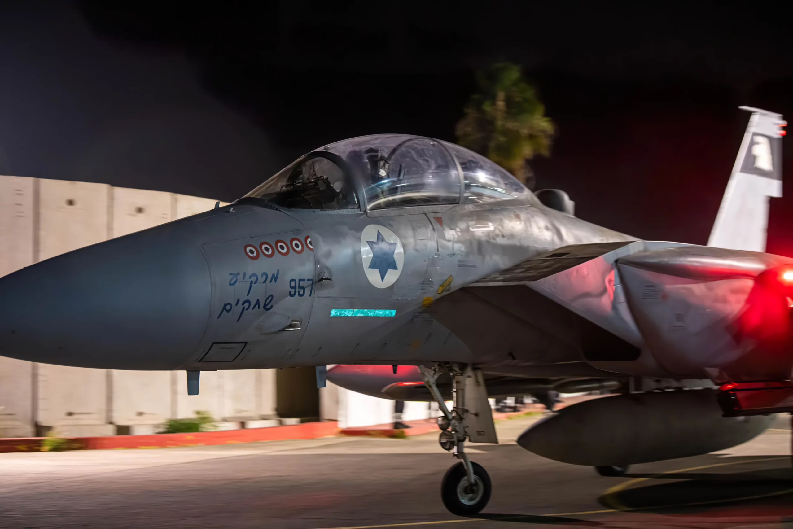 Un avión de combate de la Fuerza Aérea israelí que participó en ataques en Irán el 26 de octubre de 2024, en una imagen autorizada para su publicación al día siguiente. (Fuerzas de Defensa de Israel)