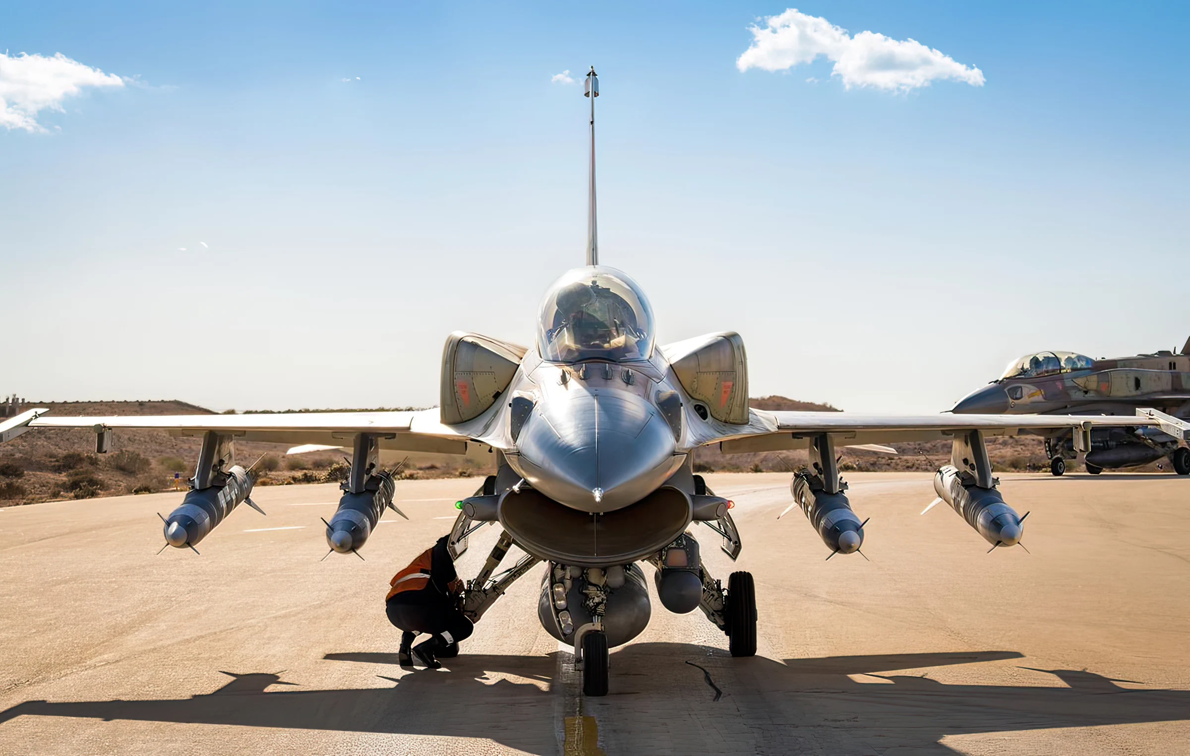 Cazas F-16I de Israel armados con Rampage Stand-Off