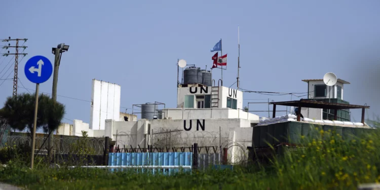 Tropas de Israel dispararon a una “amenaza inmediata” cerca a “fuerzas de paz” de la ONU en Líbano