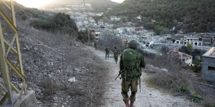 Tropas que operan en el Líbano en una fotografía sin fecha publicada por el ejército el 31 de octubre de 2024 (Fuerzas de Defensa de Israel)