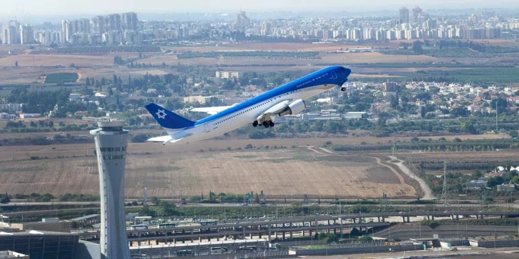 Turquía cierra su espacio a vuelo del presidente de Israel a la COP29