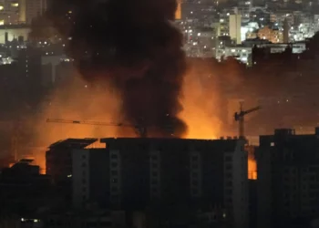 Medios libaneses reportan 10 ataques en el sur de Beirut