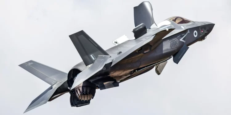 Entre costos y éxitos: el F-35 desde dos perspectivas