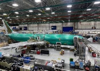 Maquinistas de Boeing ponen fin a la huelga y reanudan programas KC-46 y P-8