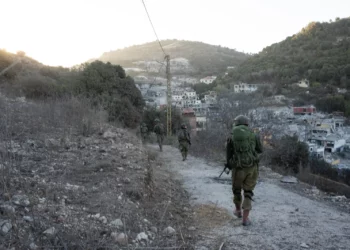 Ejército israelí destruye nuevos objetivos de Hezbolá en el sur del Líbano