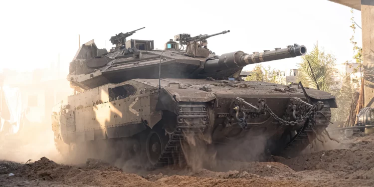 Israel ataca objetivos de Hamás en el norte y centro de Gaza