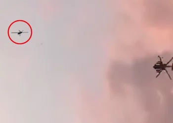 130 cohetes y 10 drones disparados contra Israel