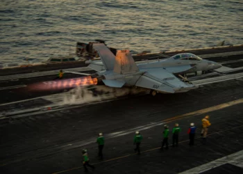 EA-18G Growler: clave en la guerra electrónica naval de EE. UU.