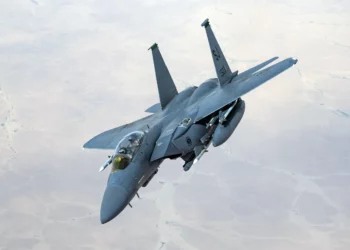 Congreso de EE. UU. rechaza retiros de los F-15E y F-22