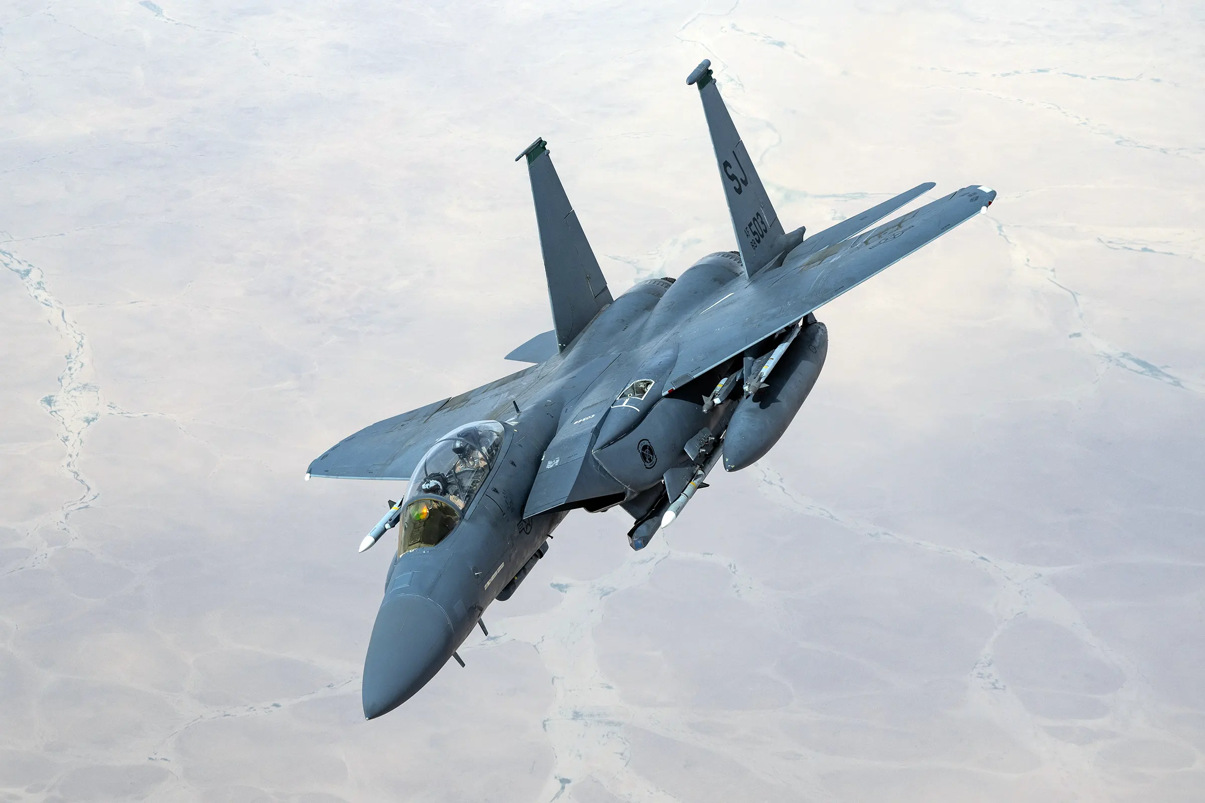 Congreso de EE. UU. rechaza retiros de los F-15E y F-22