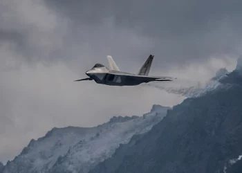 La USAF cuenta con menos de 150 cazas F-22 Raptor operativos