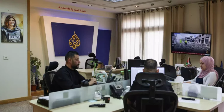 La Autoridad Palestina suspende las transmisiones de Al Jazeera