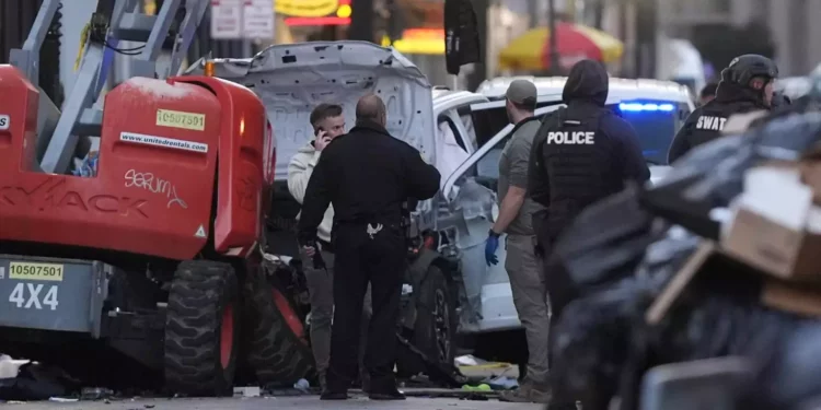 Ataque inspirado por ISIS deja 15 muertos en Nueva Orleans