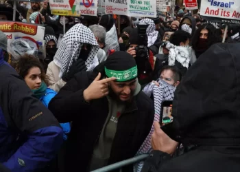 Protesta frente a hospital de Nueva York: ¡No queremos a sionistas!