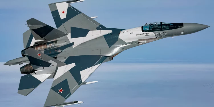 Irán espera nuevos Su-35 para reemplazar su flota de F-14 Tomcat