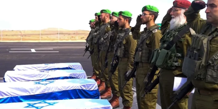 Israel recibe los cuerpos de cuatro rehenes asesinados por Hamás