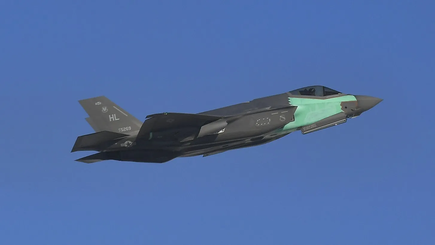 El F-35 “Franken-Lightning” regresa a servicio