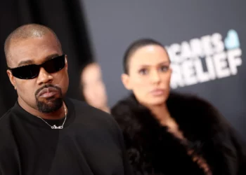 Kanye West elogia a Hitler y se llama a sí mismo nazi