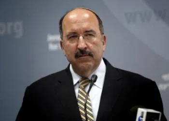 El ex director general del Ministerio de Asuntos Exteriores, Dore Gold, en Jerusalén, el 1 de junio de 2015. (AFP/Thomas Coex)