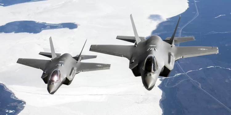 Canadá reconsidera compra del F-35 por tensiones con EE. UU.