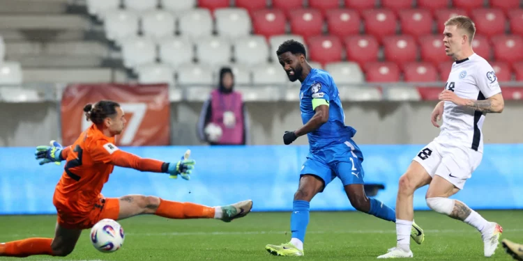 Israel vence 2-1 a Estonia y arranca con paso firme al Mundial