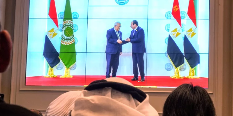 Líderes árabes respaldan plan de reconstrucción en Gaza
