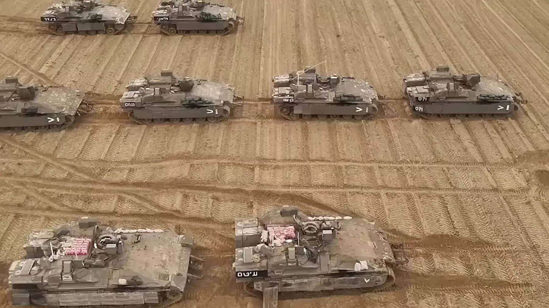 Israel alista a su tercera división para ampliar ofensiva en Gaza