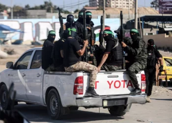 Israel destruye más de 100 camionetas Toyota usadas por Hamás