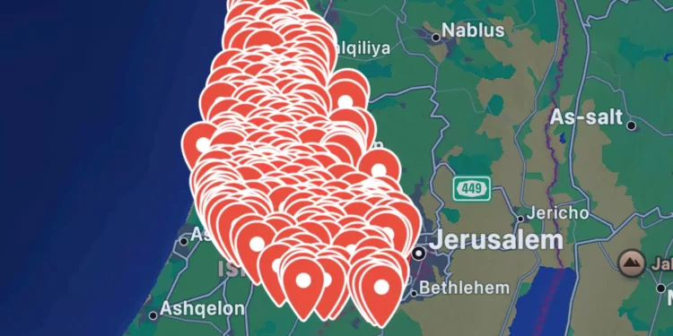 Las Fuerzas de Defensa de Israel derribaron un misil balístico Hutí, respaldado por Irán, antes de que cruzara la frontera