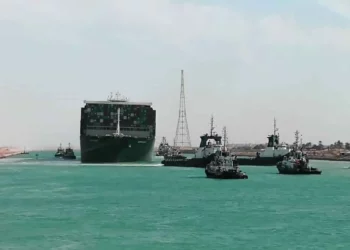Trump exige paso libre de barcos de EE. UU. por Panamá y Suez