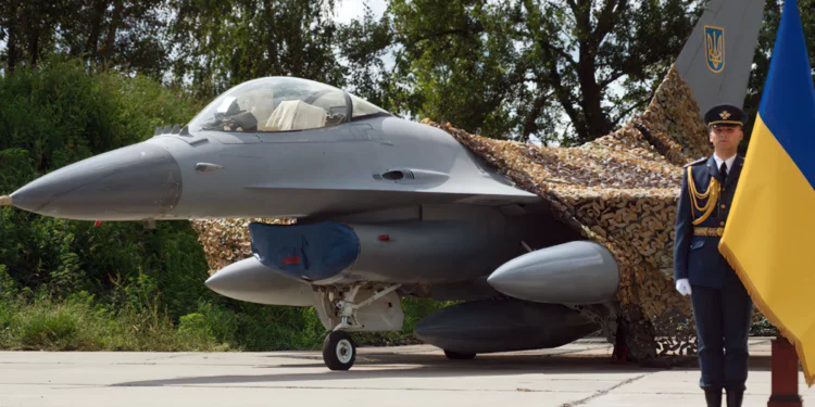 Ucrania pierde un F-16 en combate y muere el piloto Pavlo Ivanov