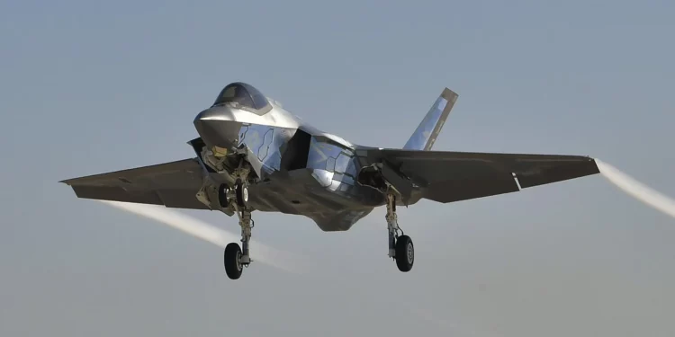 F-35C-Espejo