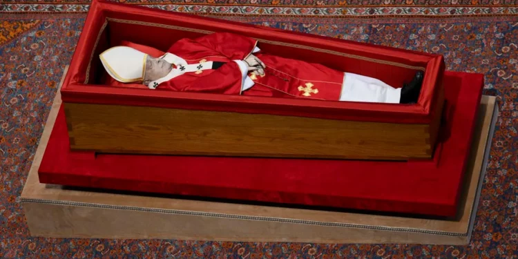 Israel envía representación mínima al funeral del papa Francisco