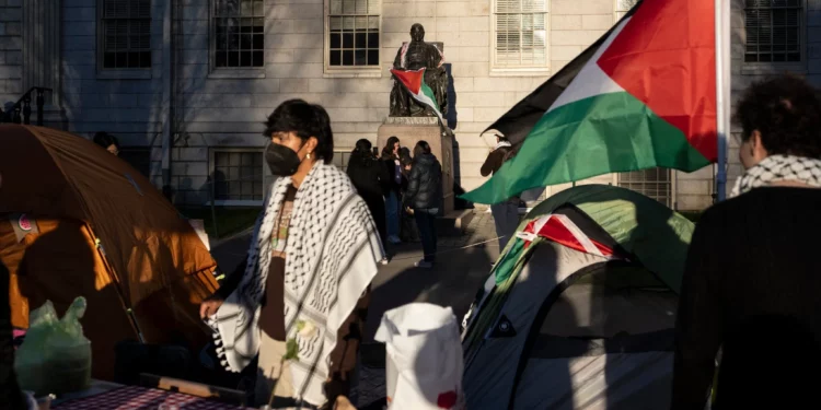 Harvard revela hostilidad contra judíos en informe sobre antisemitismo