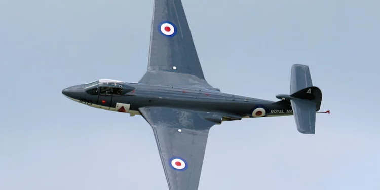 El Sea Hawk arrasó mares con motor Nene a reacción